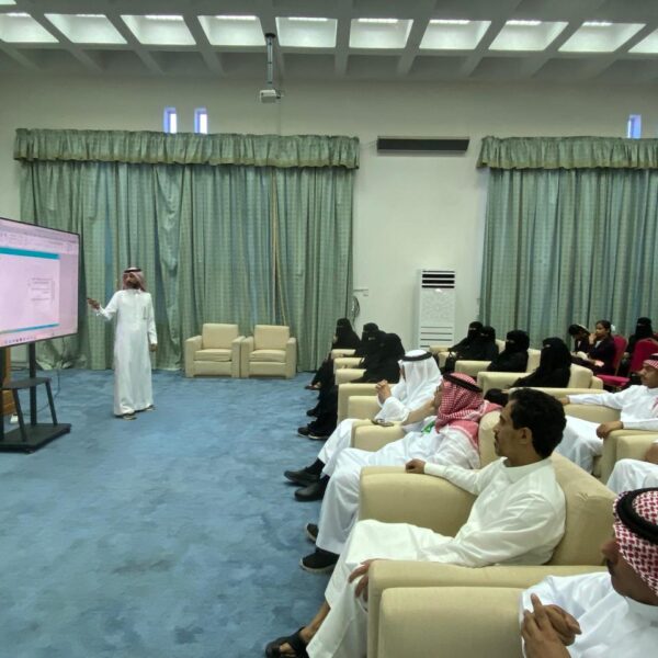 21e11209 fd67 4e2f 9509 6e710ba38051 600x600