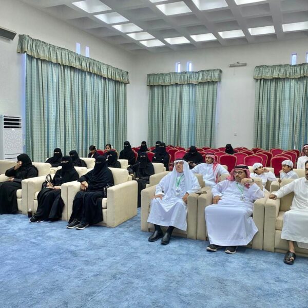 Be4d8e0d f09e 42db a41c d1cc849bc622 600x600